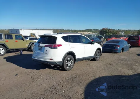 2016 Toyota Rav4 Le z USA, uszkodzony, nr VIN JTMBFREV0GJ073129